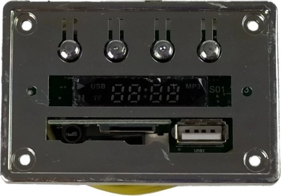 Hudobný panel do auta na akumulátor