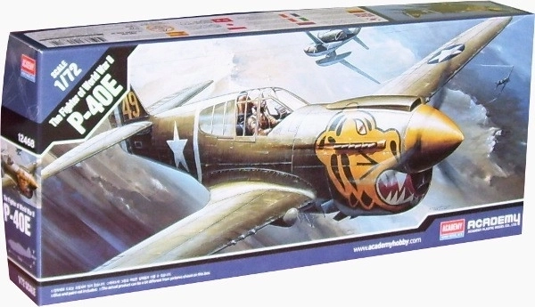Academy Curtiss P-40E Warhawk plastový model lietadla