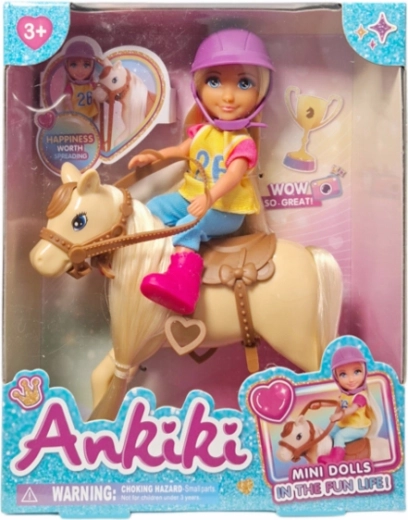 Bábika s koníkom a jazdeckou výbavou