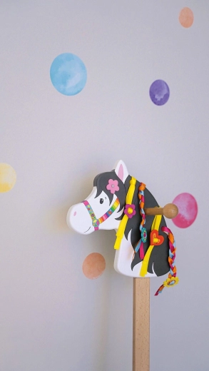 Goki hobby horse Lili
