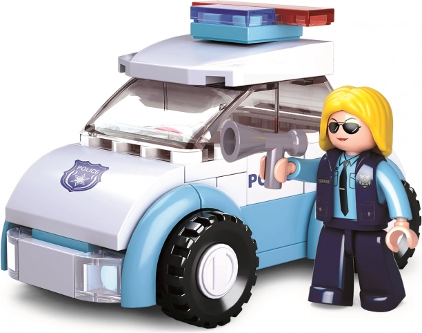 Policajtka s vozidlom od Sluban