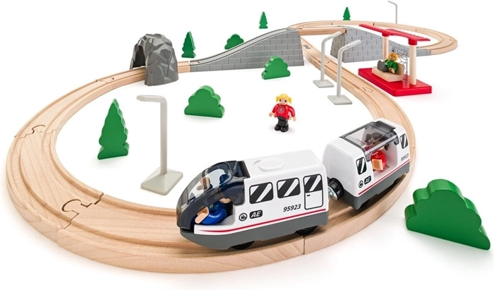 Woody drevená vláčiková dráha v tvare osmičky s elektrickým vláčikom