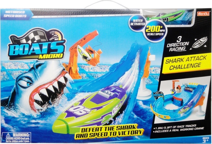 Závodná dráha útok žraloka