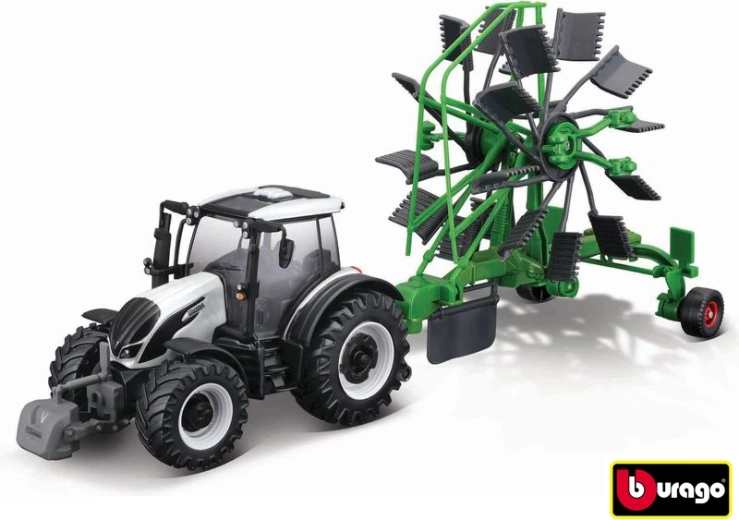 Traktor Valtra N174 s poľnohospodárskym strojom