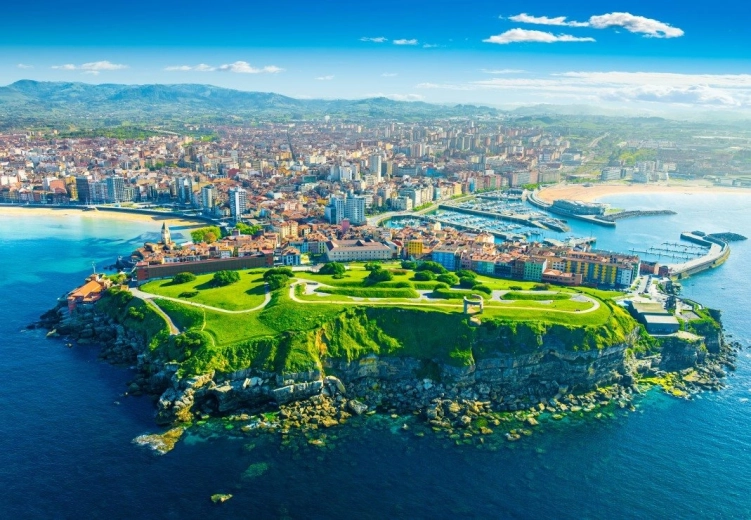 Puzzle Pohľad na Gijón v Španielsku 1000 dielikov