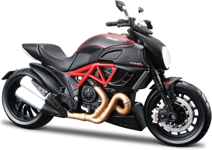 Maisto motocykel Ducati Diavel Carbon 1:12