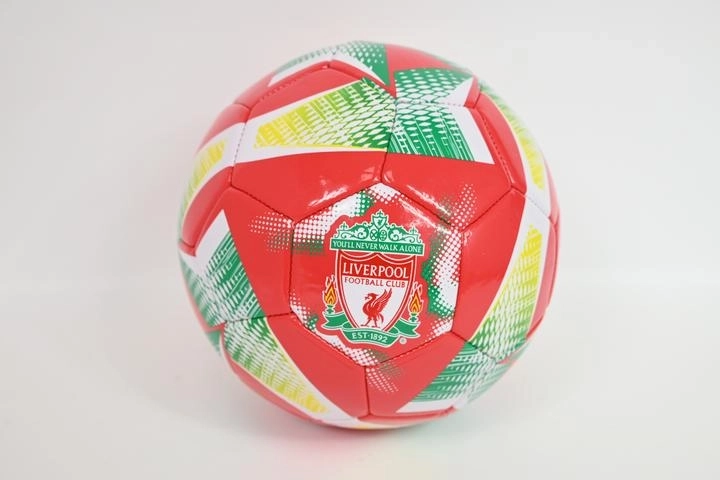 Futbalová lopta Liverpool špirála veľkosť 5