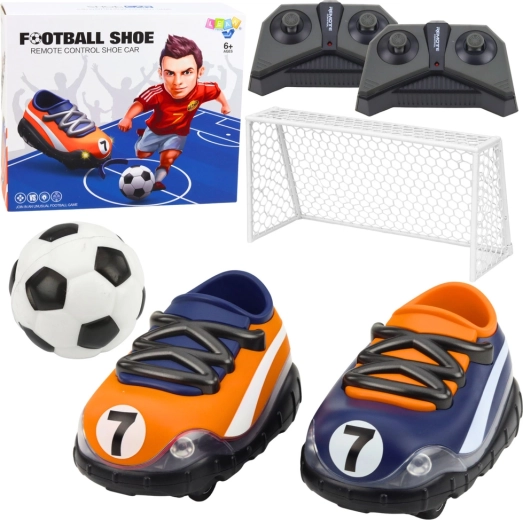 RC automobil v tvare futbalovej kopačky so sieťou a loptičkou – sada 2 vozidiel