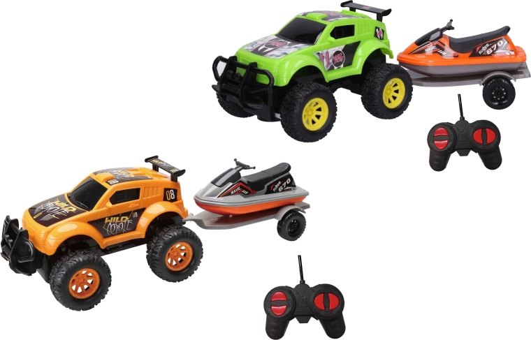 RC terénne auto s vodným skútrom na prívesnom vozíku