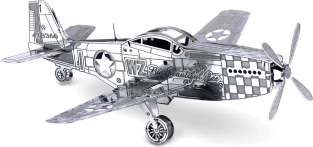 Kovový 3D model lietadla P-51 Mustang METAL EARTH