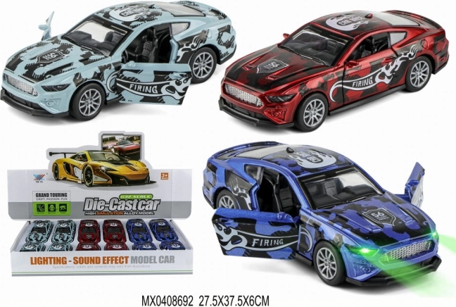 kovové závodné autíčko 1:32 s otváracími dverami a svetlom