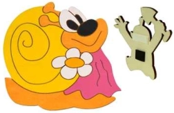 Drevená dekoračná magnetka Slimáková