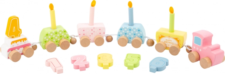 Drevený narodeninový vláčik s číslami a sviečkami