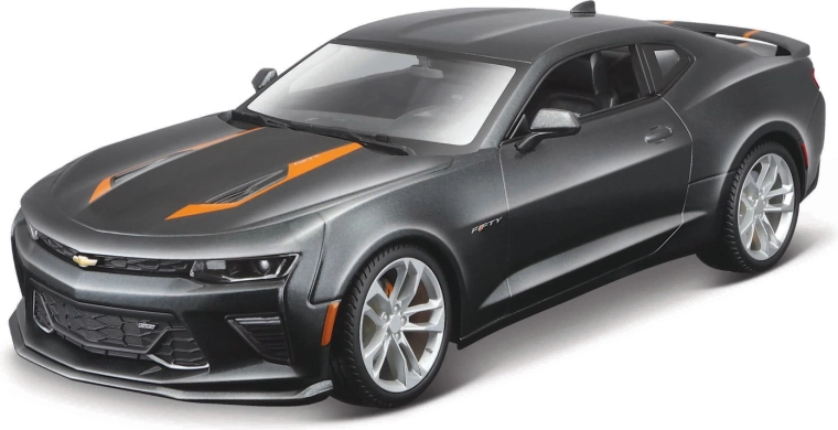 Maisto Chevrolet Camaro 50th Anniversary 2017 1:18 metalická sivá