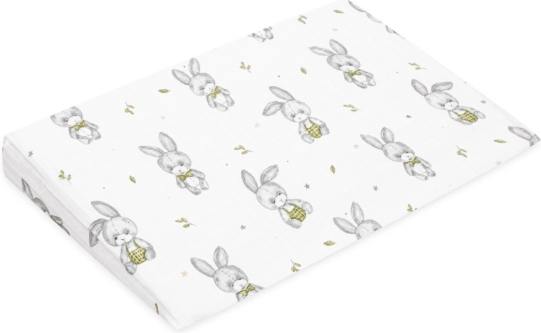 Mušelínový poťah na detský vankúš – klin NEW BABY Standard 59 × 37 cm, Bunny