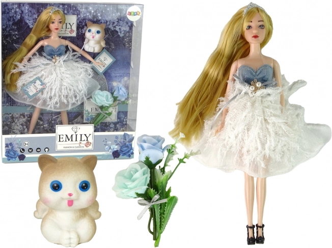 bábika Emily s mačiatkom a kvetmi