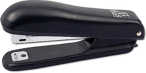 Zošívačka SAX 19 čierna