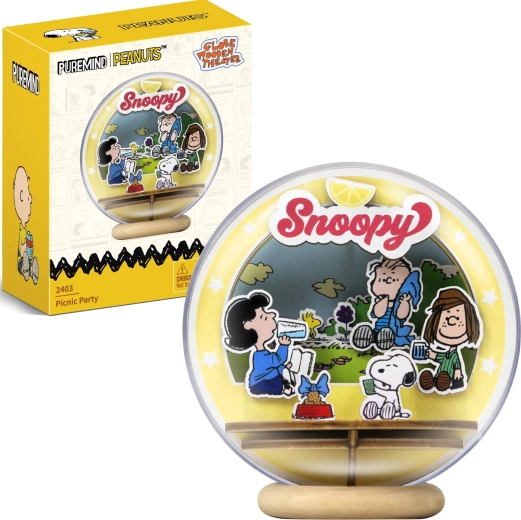 Puremind drevený 3D model SNOOPY PEANUTS – piknik v parku v priehľadnej guli