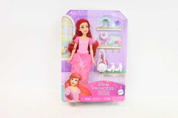 Disney Princess Ariel v plesových šatách s doplnkami