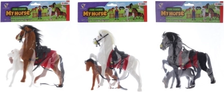 Kôň so žriebätkom