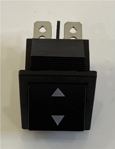 Prepínač smeru jazdy vpred/vzad pre detskú Vespu (odrážadlo/elektrické vozidielko) - 1 kus