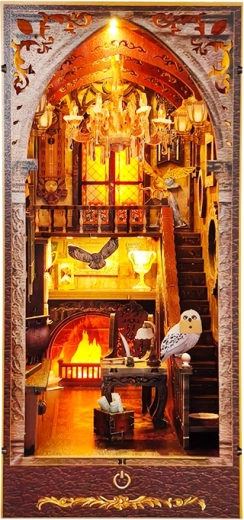 3D skladačka zarážka na knihy – magický dom