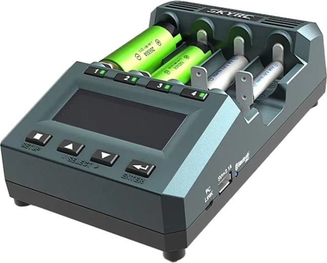 Nabíjačka SkyRC MC3000 pre batérie AA a AAA