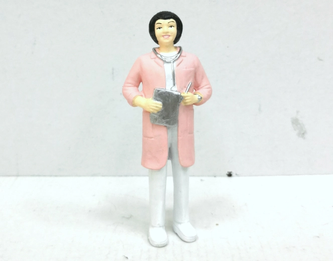 Figúrka doktorky 12,2 cm - 1 kus