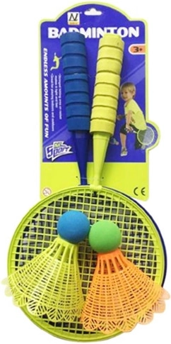 Farebné pálky s loptičkami a plastovými košíkmi na von