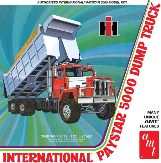Plastikový model AMT International Paystar 5000 sklápač 1:25