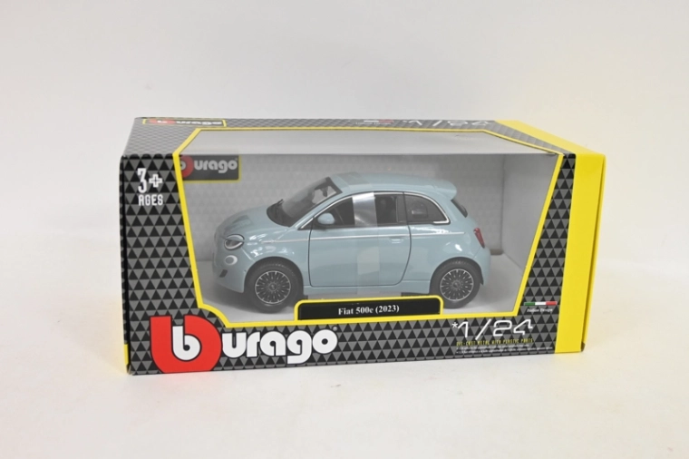 Bburago Fiat 500e 2023 v mierke 1:24 v metalickej modrej