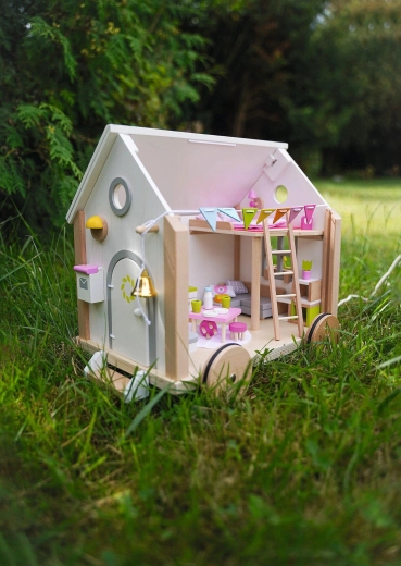 Tiny House Hygge – drevený domček pre bábiky na kolieskach - 1 kus