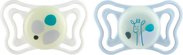 Chicco Physioforma Light silikónové ortodontické cumlíky neutral 2–6 m, 2 ks