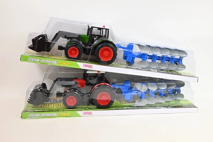 Traktor s poľnohospodárskym strojom