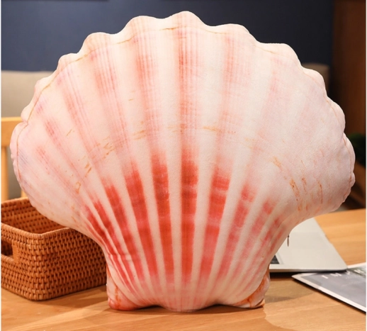 Plyšový vankúš v tvare mušle 50 x 40 cm