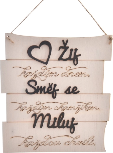 Drevená dekoračná tabuľka „Ži, smej sa…“ 18 × 20 cm