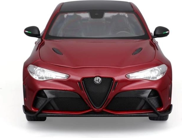 model auta alfa romeo giulia gtam quadrifoglio 1:18 kovový zberateľský model