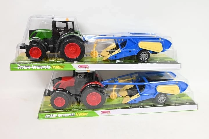 Traktor s poľnohospodárskym strojom
