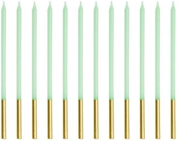 Narodeninové sviečky hladké svetlozelené so zlatým stojančekom 14 cm (12 ks)