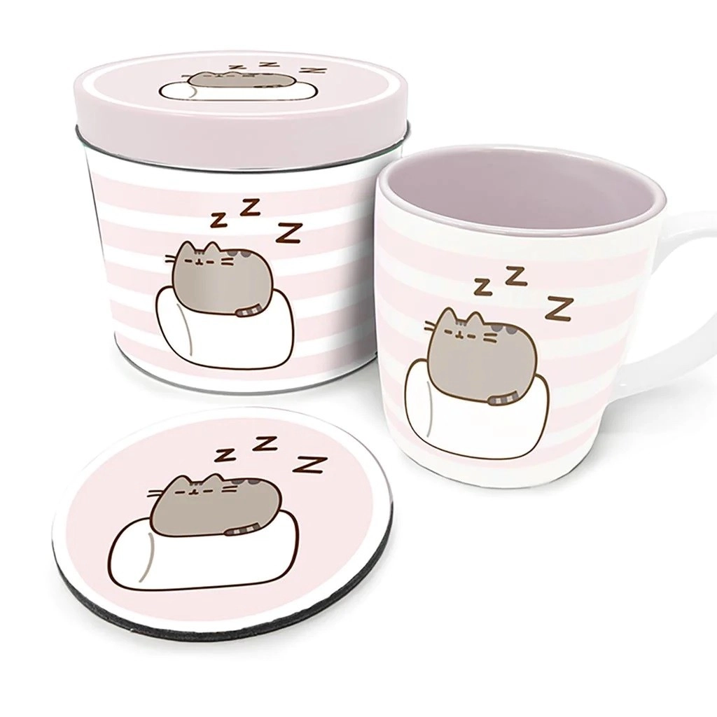 CurePink Dárkový v plechové krabičce Pusheen Marshmallow hrnku GP85551 370 ml