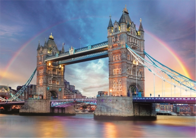 Nádherné spracovanie Tower Bridge