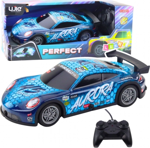 RC závodné auto so svietiacou karosériou, modré