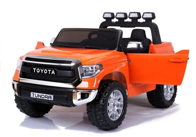 Oranžová Toyota Tundra na akumulátor pre deti