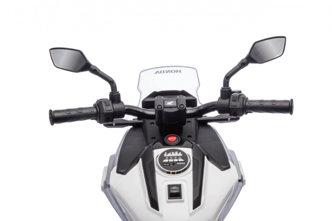 Motocykel Honda NC750X Biela