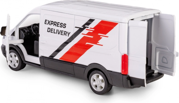 Otváracie predné dvere a detailný interiér