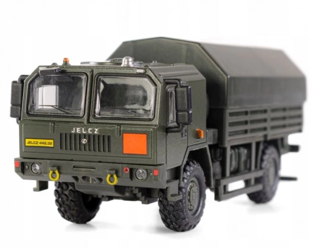 Vojenský model auta Jelcz 442.32 v mierke 1:50