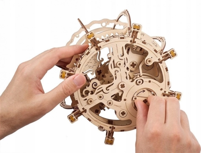 Mechanické akvárium Ugears