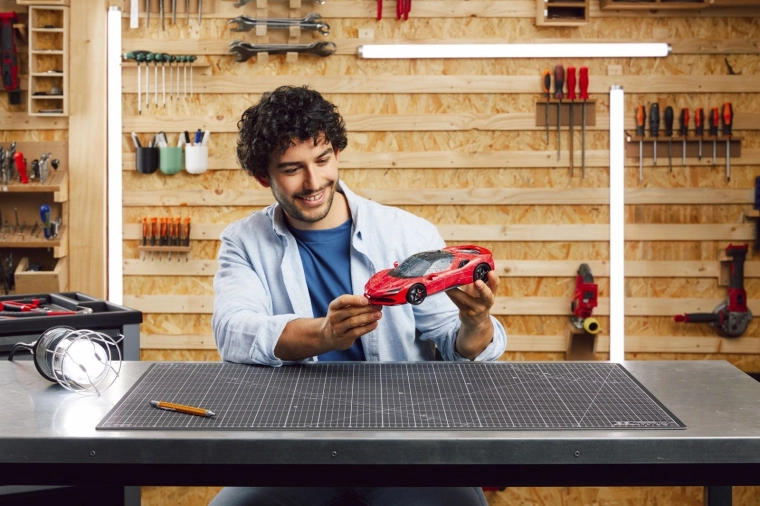 Stabilná konštrukcia a otáčacie kolesá