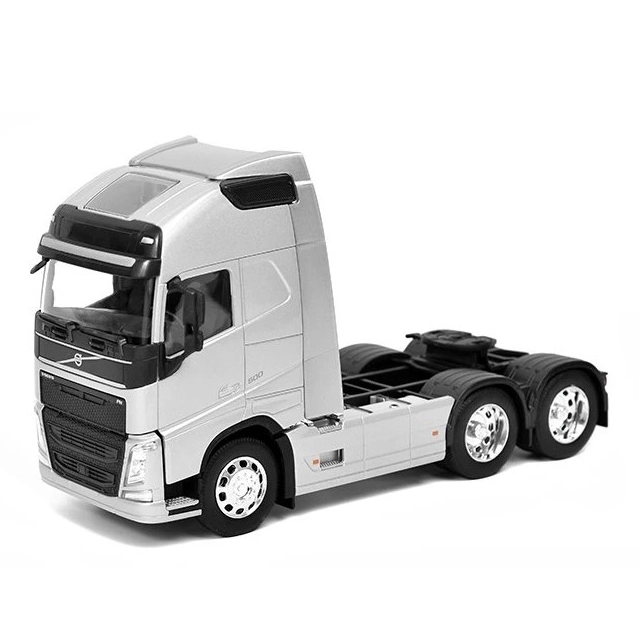 Kovový model Volvo Truck s vitrínou