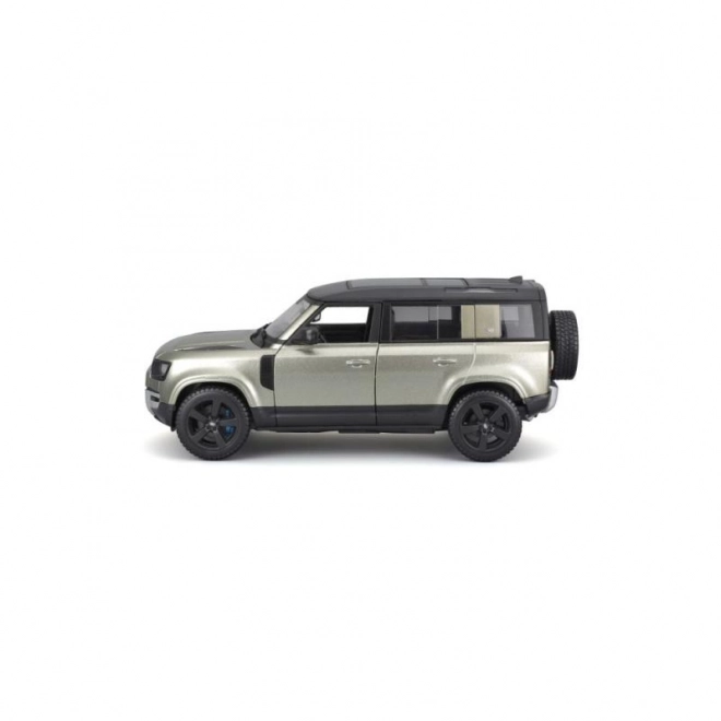 Kovové autíčko Land Rover Defender 110 v mierke 1:24